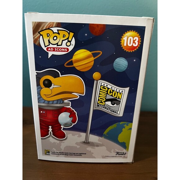 Comic Com Musuem Exclusive‎ Red Astronaut Toucan 1000 piece LE Funko Pop 103 - Picture 3 of 8